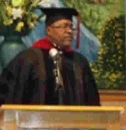 David Essuman Speaks at Graduation